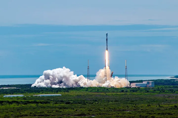 Falcon 9 launching GPS III Space Vehicle 05